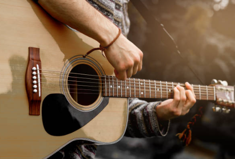 10 Important Guitar Accessories Every Beginner Needs